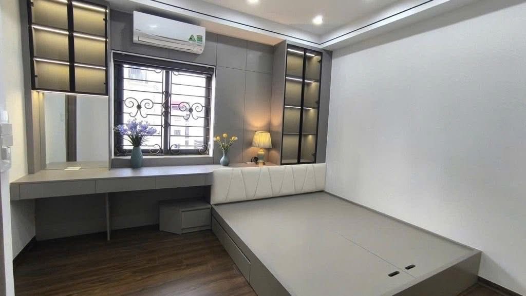 KĐT MỄ TRÌ HẠ CHUNG CƯ 114.6 M2 FULL NỘI THẤT- 4 PHÒNG NGỦ - 2 WC - Ở NGAY DỊP TẾT - SẴN SỔ ĐỎ CHỜ GIAO DỊCH